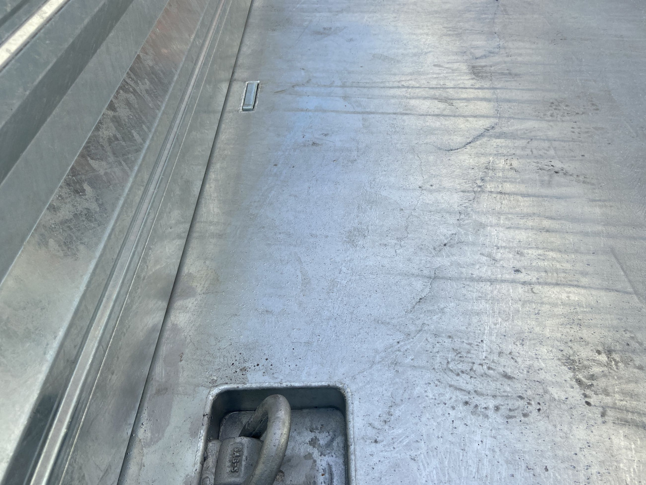 Möslein TTD 11 Breite Reifen 5,70 lang Kipper Tieflader, Breite Reifen, 5,70 m lang-- Neufahrzeug -- - Kipper Anhänger: das Bild 3 Möslein TTD 11 Breite Reifen 5,70 lang Kipper Tieflader, Breite Reifen, 5,70 m lang-- Neufahrzeug -- - Kipper Anhänger: das Bild 3