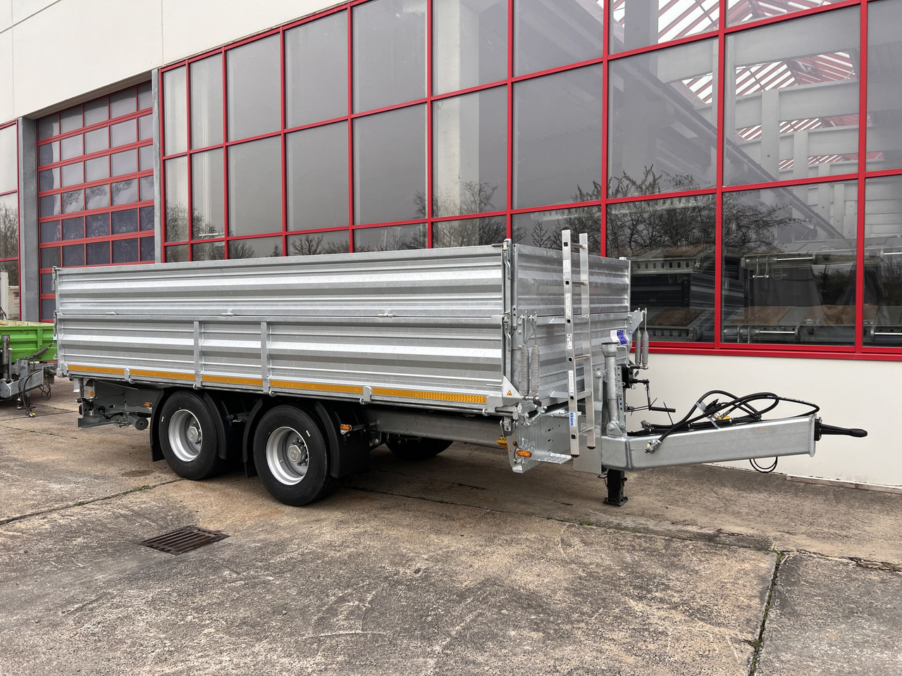 Möslein TTD 19 AB 19 t Tandem 3 Seiten Kipper TiefladerAufsatzbordwänden-- Neufahrzeug -- - Kipper Anhänger: das Bild 4 Möslein TTD 19 AB 19 t Tandem 3 Seiten Kipper TiefladerAufsatzbordwänden-- Neufahrzeug -- - Kipper Anhänger: das Bild 4