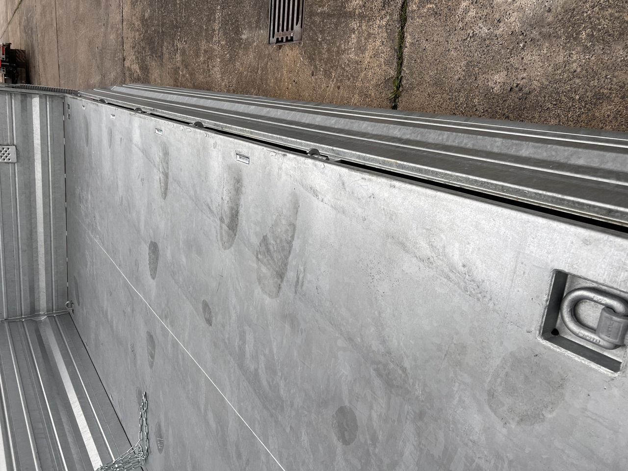 Möslein TTD 19 AB 19 t Tandem Kipper Tieflader2 x Aufsatzbordwänden-- Neufahrzeug -- - Kipper Anhänger: das Bild 4 Möslein TTD 19 AB 19 t Tandem Kipper Tieflader2 x Aufsatzbordwänden-- Neufahrzeug -- - Kipper Anhänger: das Bild 4