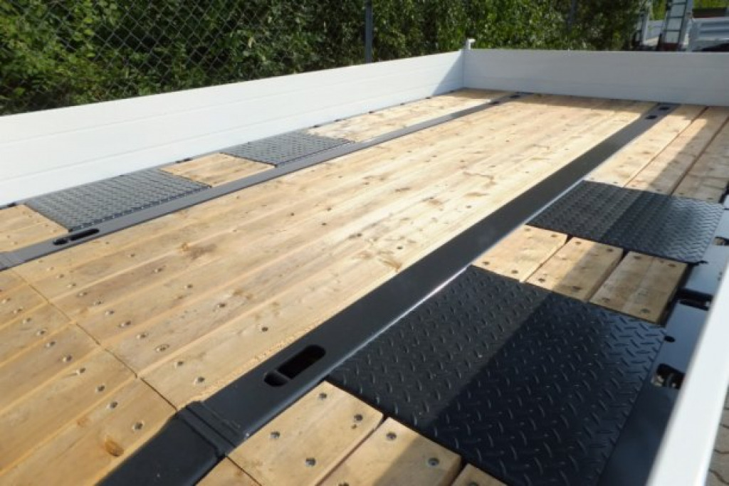 Leasing für Möslein TTT 13- 6,28 Weiß Neuer Tandemtieflader 13 t GG Möslein TTT 13- 6,28 Weiß Neuer Tandemtieflader 13 t GG: das Bild 11 Leasing für Möslein TTT 13- 6,28 Weiß Neuer Tandemtieflader 13 t GG Möslein TTT 13- 6,28 Weiß Neuer Tandemtieflader 13 t GG: das Bild 11