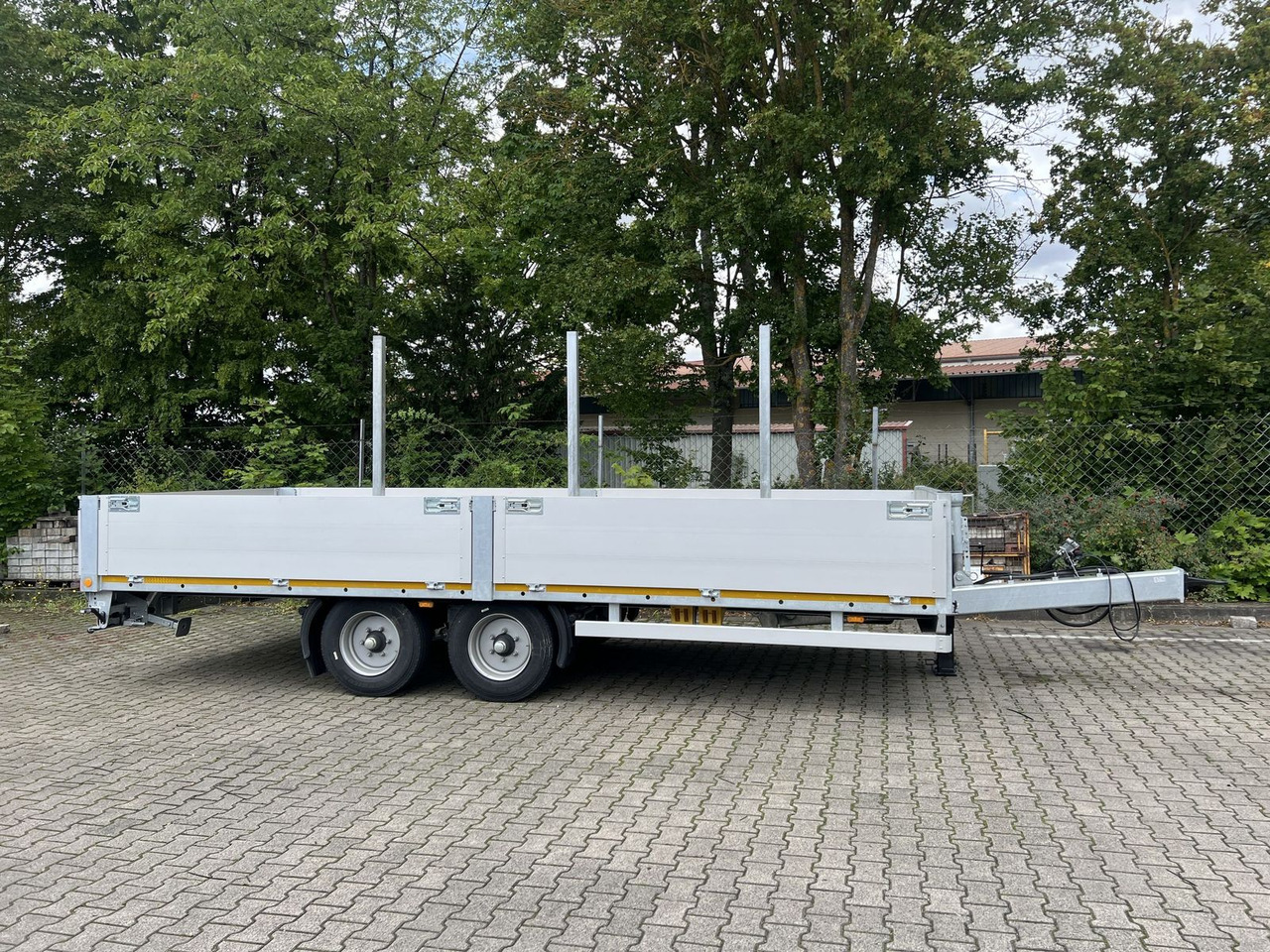 Möslein Tandem- Pritschenanhänger- Tieflader - Tieflader Anhänger: das Bild 1 Möslein Tandem- Pritschenanhänger- Tieflader - Tieflader Anhänger: das Bild 1