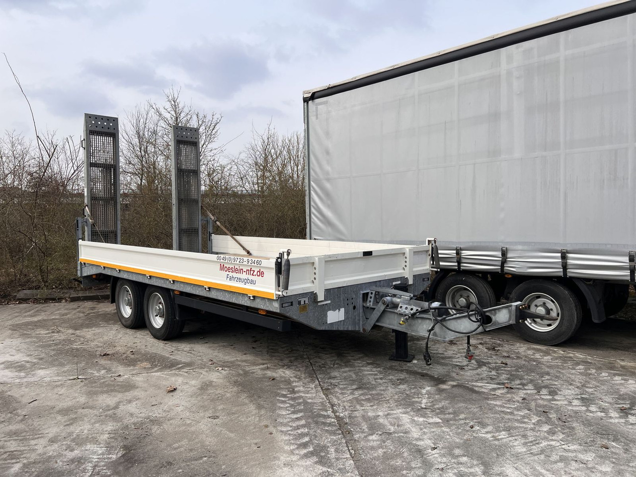 Möslein Tandemtieflader - Tieflader Anhänger: das Bild 2 Möslein Tandemtieflader - Tieflader Anhänger: das Bild 2