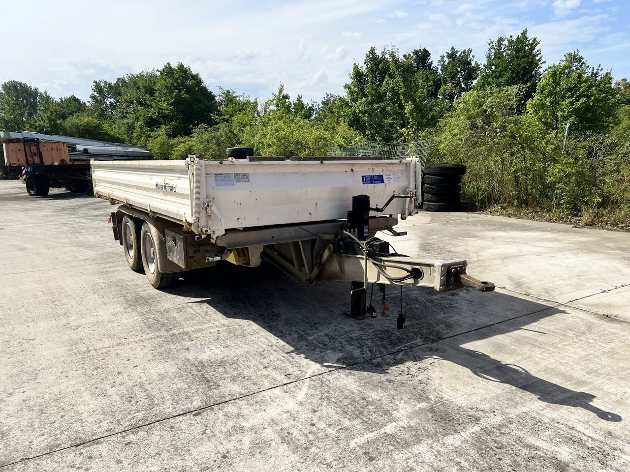 Müller-Mitteltal 13,5 t Tandemkipper- Tieflader - Kipper Anhänger: das Bild 2 Müller-Mitteltal 13,5 t Tandemkipper- Tieflader - Kipper Anhänger: das Bild 2