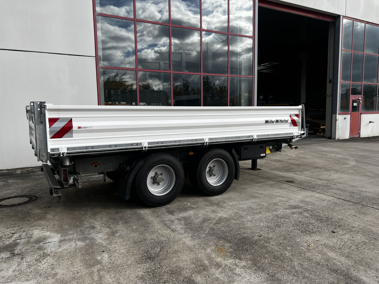 Müller Mitteltal TA-2 14,4 t Tandemkipper- Tieflader Breitbereifung NEUWERTIG - Kipper Anhänger: das Bild 4 Müller Mitteltal TA-2 14,4 t Tandemkipper- Tieflader Breitbereifung NEUWERTIG - Kipper Anhänger: das Bild 4