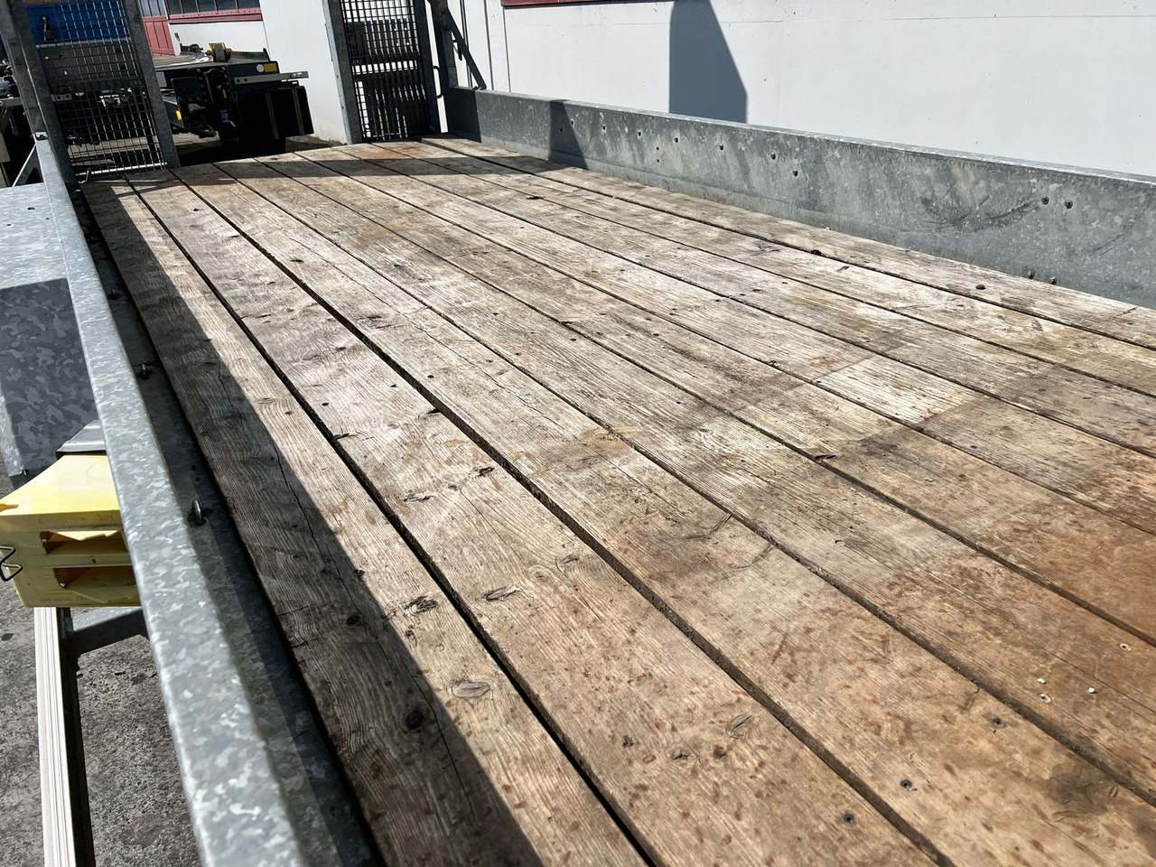 Tandemtieflader, Wenig Benutzt - Tieflader Anhänger: das Bild 3 Tandemtieflader, Wenig Benutzt - Tieflader Anhänger: das Bild 3