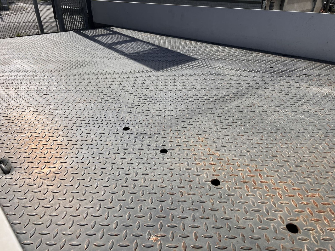 Tandemtieflader, wenig Benutzt - Tieflader Anhänger: das Bild 5 Tandemtieflader, wenig Benutzt - Tieflader Anhänger: das Bild 5