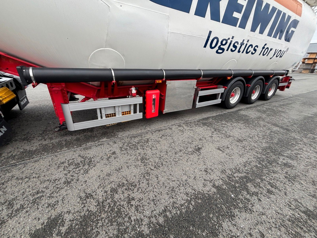 Kässbohrer SSK-90 mit E-Hydraulik - Siloauflieger: das Bild 4 Kässbohrer SSK-90 mit E-Hydraulik - Siloauflieger: das Bild 4