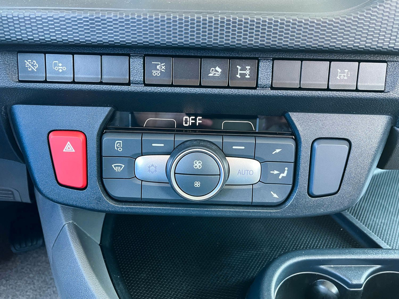 Leasing für DAF FA XDC 370 Krankipper DAF XDC 370 FA Meiller Krankipper HMF DAF FA XDC 370 Krankipper DAF XDC 370 FA Meiller Krankipper HMF: das Bild 19 Leasing für DAF FA XDC 370 Krankipper DAF XDC 370 FA Meiller Krankipper HMF DAF FA XDC 370 Krankipper DAF XDC 370 FA Meiller Krankipper HMF: das Bild 19