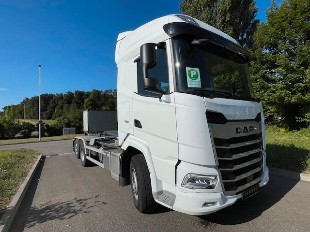 DAF FAN XF 480 mit VDL Abrollkipper DAF FAN XF 480 mit VDL Abrollkipper - Abrollkipper: das Bild 3 DAF FAN XF 480 mit VDL Abrollkipper DAF FAN XF 480 mit VDL Abrollkipper - Abrollkipper: das Bild 3