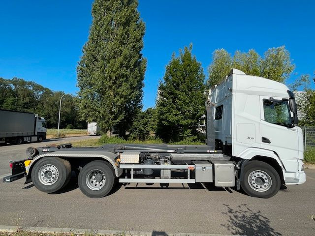 DAF FAN XF 480 mit VDL Abrollkipper DAF FAN XF 480 mit VDL Abrollkipper - Abrollkipper: das Bild 4 DAF FAN XF 480 mit VDL Abrollkipper DAF FAN XF 480 mit VDL Abrollkipper - Abrollkipper: das Bild 4