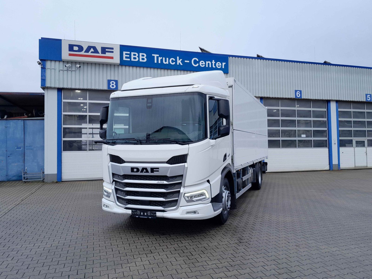 DAF XD 370 Fahrgestell DAF XD 370 Fa Swing-Board-Aufbau - Fahrgestell LKW: das Bild 4 DAF XD 370 Fahrgestell DAF XD 370 Fa Swing-Board-Aufbau - Fahrgestell LKW: das Bild 4