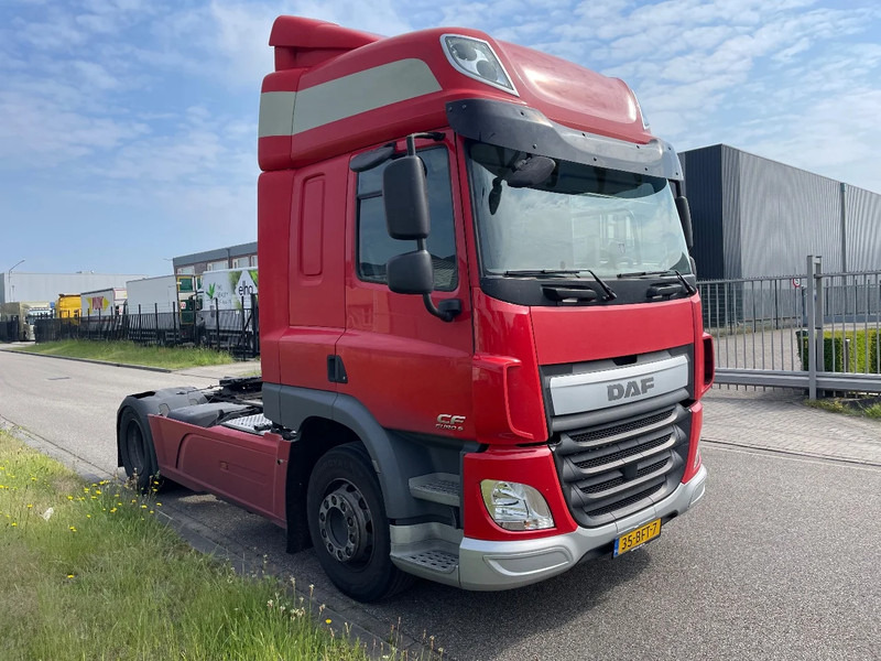 DAF CF 400 euro 6 2015 - Sattelzugmaschine: das Bild 2 DAF CF 400 euro 6 2015 - Sattelzugmaschine: das Bild 2