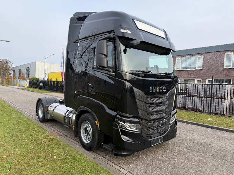 Iveco S-WAY 460 2021 retarder - Sattelzugmaschine: das Bild 2 Iveco S-WAY 460 2021 retarder - Sattelzugmaschine: das Bild 2