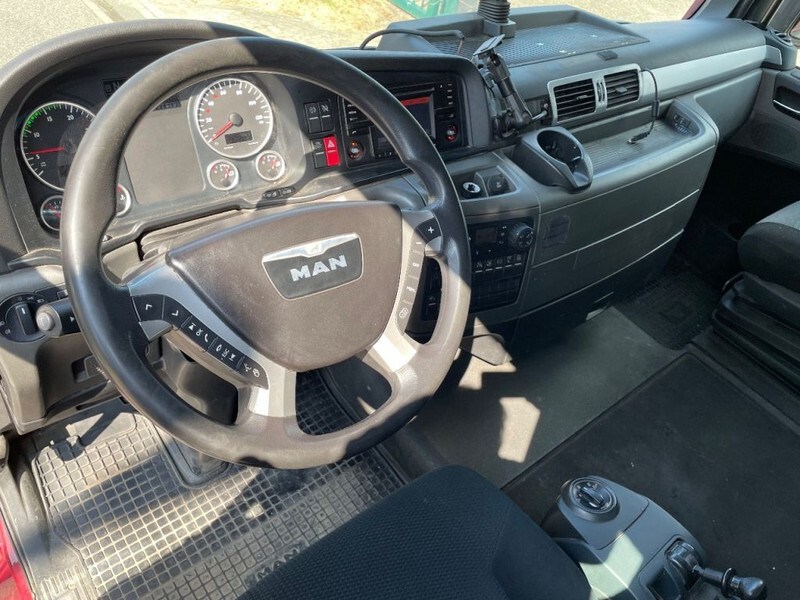 MAN TGX 18.440 2016 only 505.000 km - Sattelzugmaschine: das Bild 4 MAN TGX 18.440 2016 only 505.000 km - Sattelzugmaschine: das Bild 4