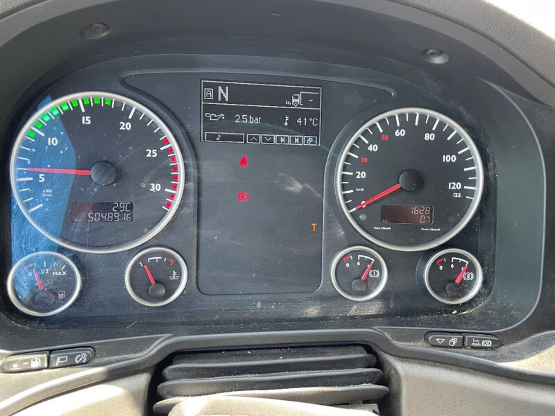MAN TGX 18.440 2016 only 505.000 km - Sattelzugmaschine: das Bild 5 MAN TGX 18.440 2016 only 505.000 km - Sattelzugmaschine: das Bild 5