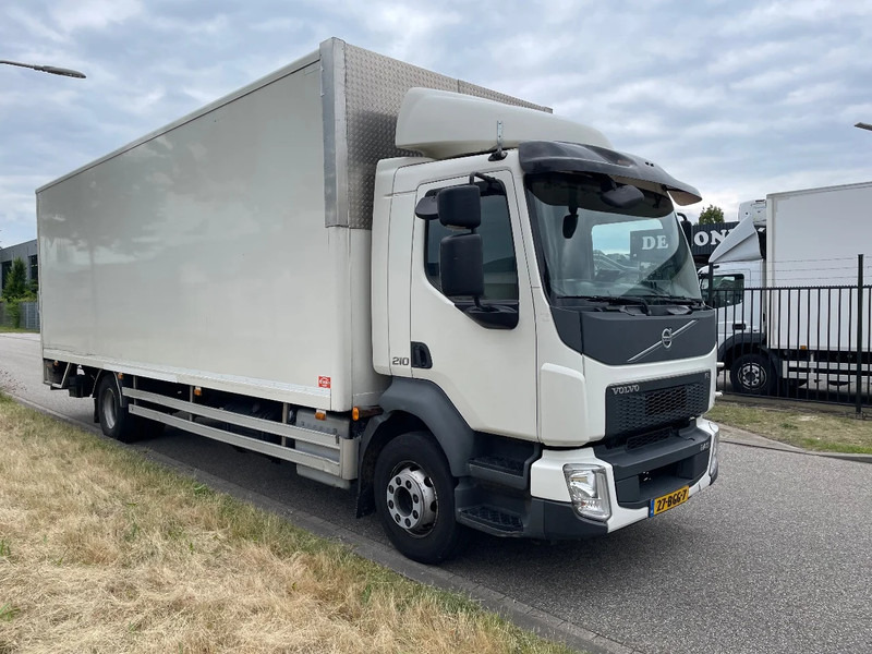 Volvo FL 210 euro 6 2015 - Koffer LKW: das Bild 2 Volvo FL 210 euro 6 2015 - Koffer LKW: das Bild 2
