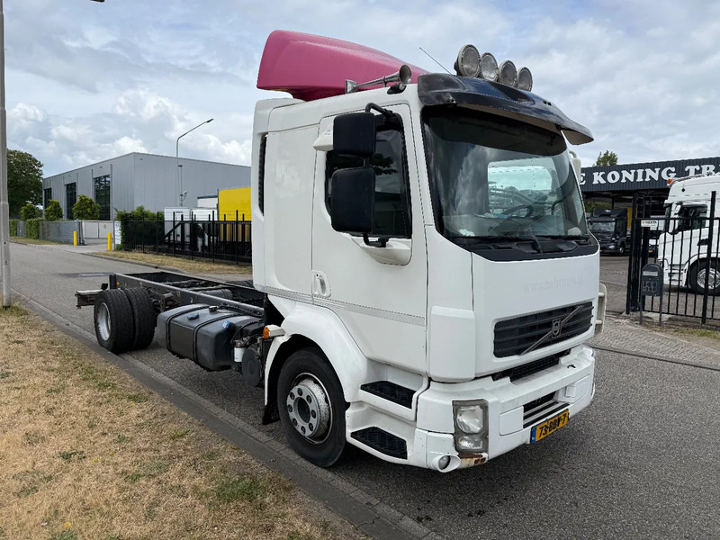 Volvo FL 250 pk 2013 euro 5 - Fahrgestell LKW: das Bild 2 Volvo FL 250 pk 2013 euro 5 - Fahrgestell LKW: das Bild 2