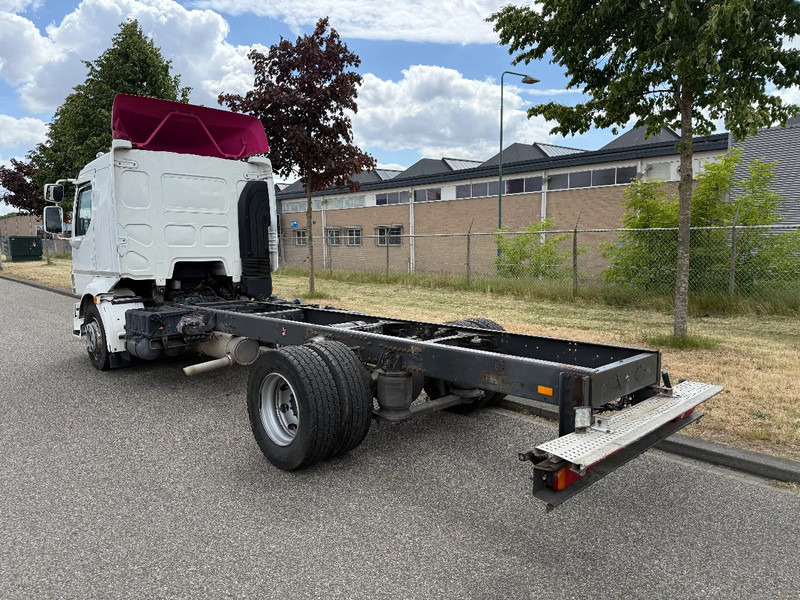 Volvo FL 250 pk 2013 euro 5 - Fahrgestell LKW: das Bild 3 Volvo FL 250 pk 2013 euro 5 - Fahrgestell LKW: das Bild 3