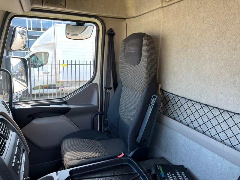 Koffer LKW DAF LF 210, 4x2, Euro 6, Airco, Nav: das Bild 16