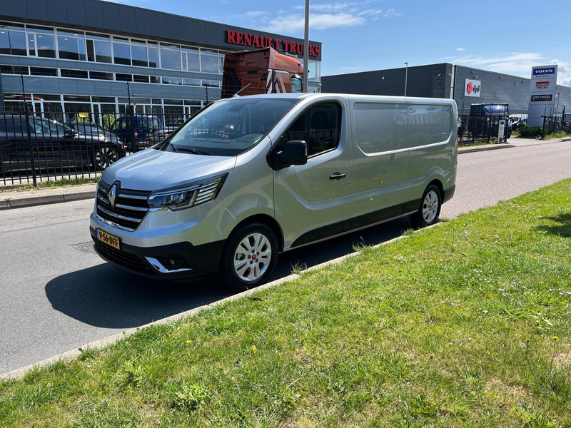 Renault Trafic E-Tech Red L2 H1, Airco, Nav, Camera - Kleintransporter, Elektro-Transporter: das Bild 1 Renault Trafic E-Tech Red L2 H1, Airco, Nav, Camera - Kleintransporter, Elektro-Transporter: das Bild 1