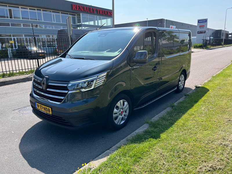 Renault Trafic Red 2.0 CDI, L1 H1, 150 PK, Euro 6, Airco, cruise, nav, camera, - Kleintransporter: das Bild 1 Renault Trafic Red 2.0 CDI, L1 H1, 150 PK, Euro 6, Airco, cruise, nav, camera, - Kleintransporter: das Bild 1