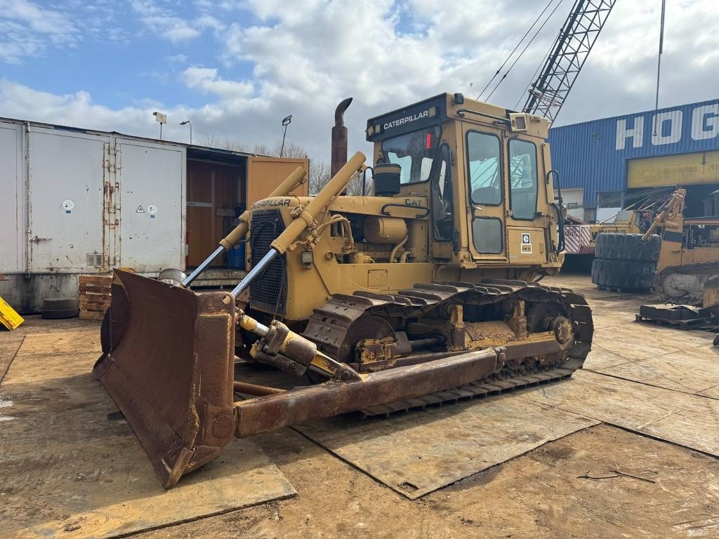 CAT D 6 D - Bulldozer: das Bild 2 CAT D 6 D - Bulldozer: das Bild 2