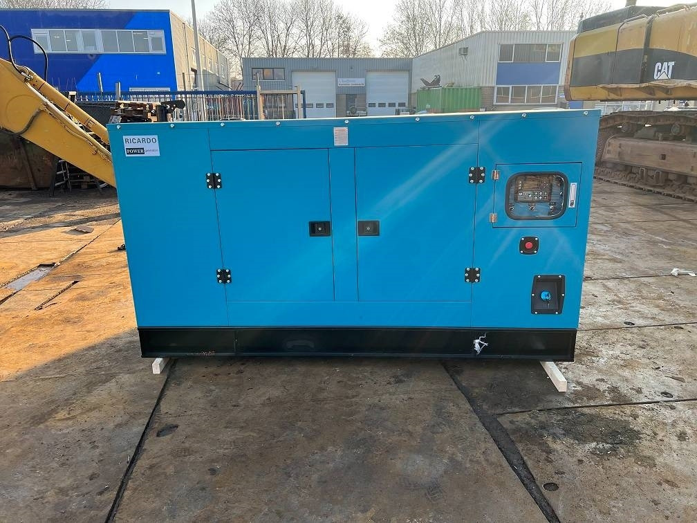 Ricardo 200KVA (160KW) SILENT GENERATOR 3 PHASE 50HZ 400V - Stromgenerator: das Bild 1 Ricardo 200KVA (160KW) SILENT GENERATOR 3 PHASE 50HZ 400V - Stromgenerator: das Bild 1