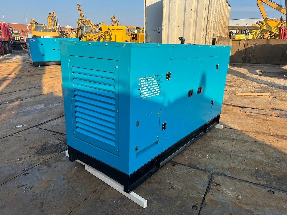 Ricardo 200KVA (160KW) SILENT GENERATOR 3 PHASE 50HZ 400V - Stromgenerator: das Bild 4 Ricardo 200KVA (160KW) SILENT GENERATOR 3 PHASE 50HZ 400V - Stromgenerator: das Bild 4