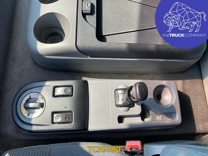 DAF LF 55 220 - Plane LKW: das Bild 4 DAF LF 55 220 - Plane LKW: das Bild 4