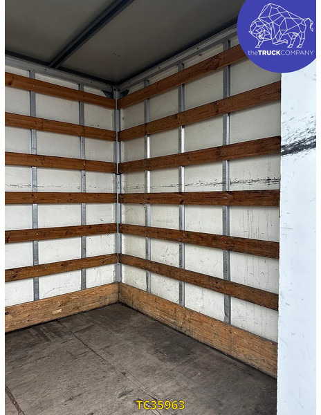 Peugeot Boxer 2.0 HDI BOX + LIFT - Koffer Transporter: das Bild 3 Peugeot Boxer 2.0 HDI BOX + LIFT - Koffer Transporter: das Bild 3