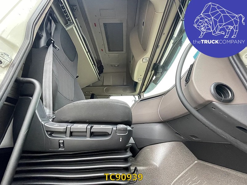 DAF XF 480 - Sattelzugmaschine: das Bild 2 DAF XF 480 - Sattelzugmaschine: das Bild 2