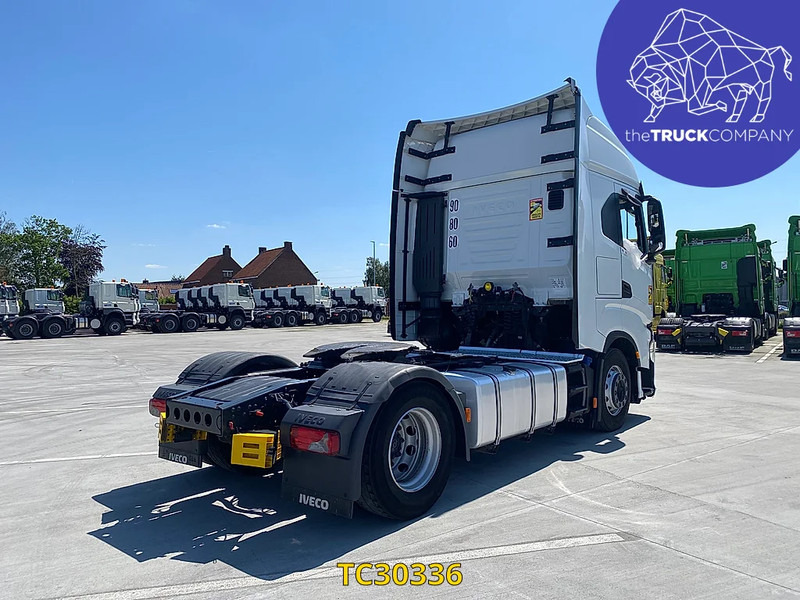 Iveco Stralis 440 S48 - Sattelzugmaschine: das Bild 2 Iveco Stralis 440 S48 - Sattelzugmaschine: das Bild 2