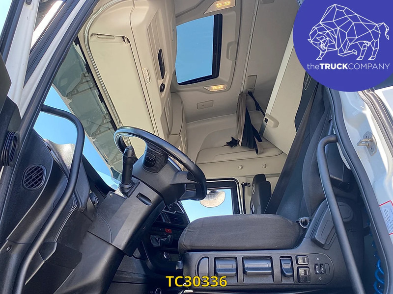Iveco Stralis 440 S48 - Sattelzugmaschine: das Bild 5 Iveco Stralis 440 S48 - Sattelzugmaschine: das Bild 5