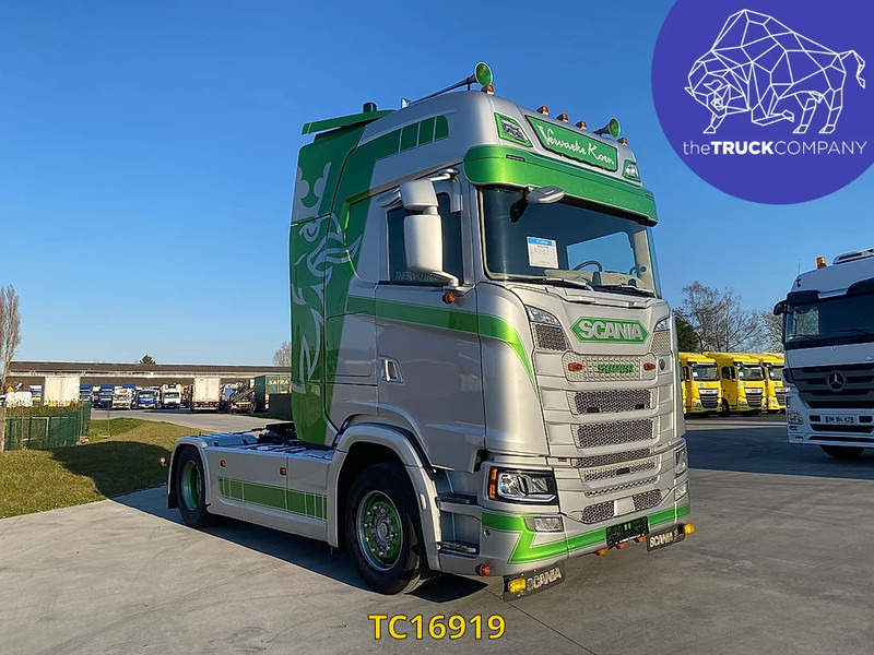 Scania S 450 - Sattelzugmaschine: das Bild 2 Scania S 450 - Sattelzugmaschine: das Bild 2