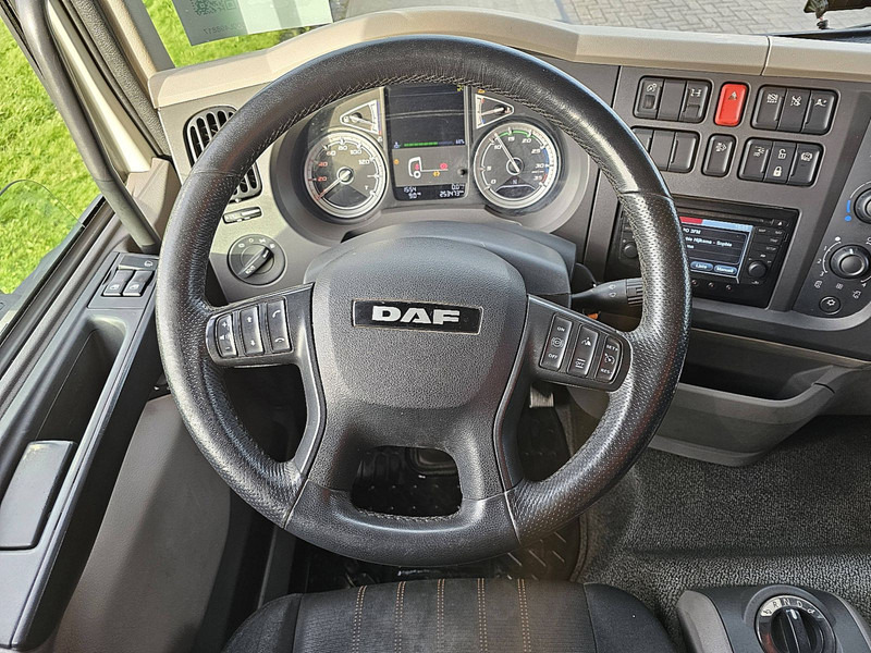Innenraum Bild 2: Plane LKW DAF LF 210 7.49T AIRCO LIFT