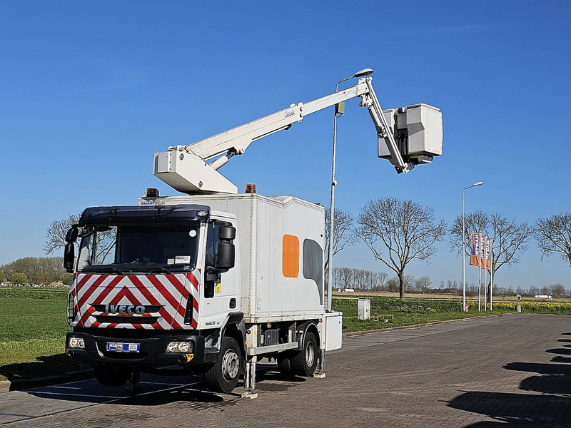 Iveco 120E18 EUROCARGO COMET 151TAL 15.5M - LKW: das Bild 2 Iveco 120E18 EUROCARGO COMET 151TAL 15.5M - LKW: das Bild 2
