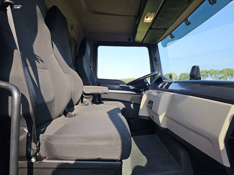 Koffer LKW MAN 12.190 TGL AIRCO 3 SEATS: das Bild 7