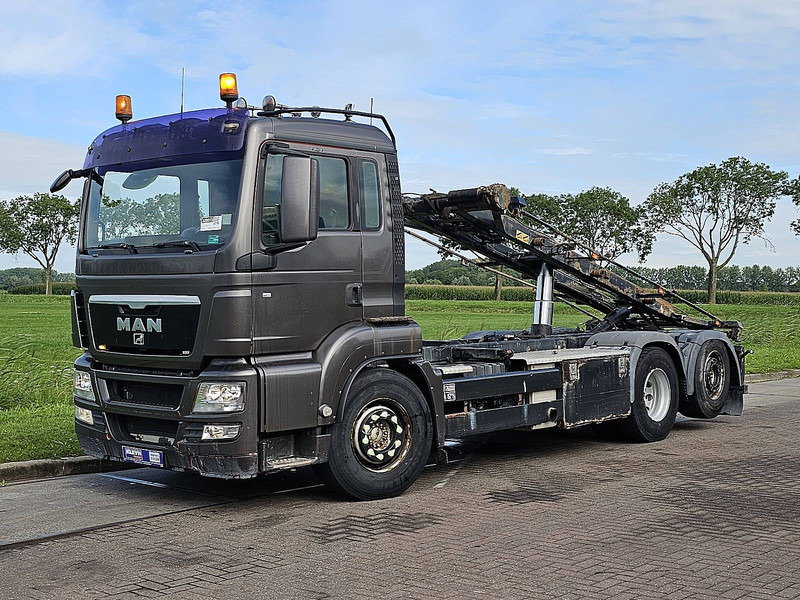 MAN 26.400 TGS 6X2 LL STEERAXLE - Fahrgestell LKW: das Bild 2 MAN 26.400 TGS 6X2 LL STEERAXLE - Fahrgestell LKW: das Bild 2