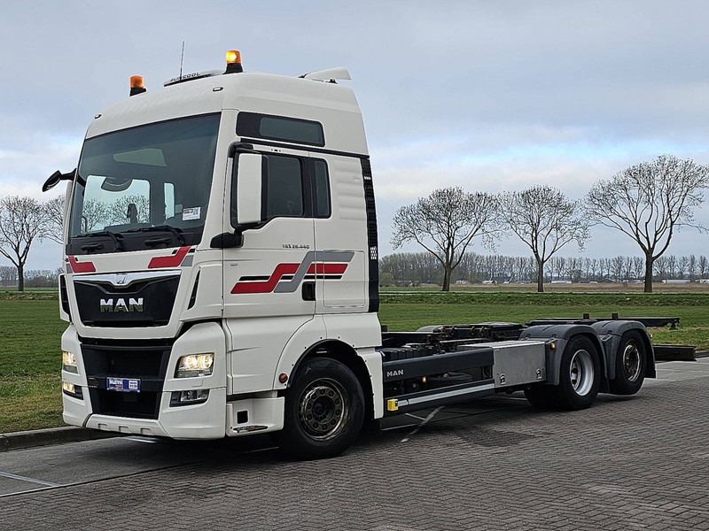MAN 26.440 TGX XXL 6X2-4 INTARDER - Containerwagen/ Wechselfahrgestell LKW: das Bild 2 MAN 26.440 TGX XXL 6X2-4 INTARDER - Containerwagen/ Wechselfahrgestell LKW: das Bild 2