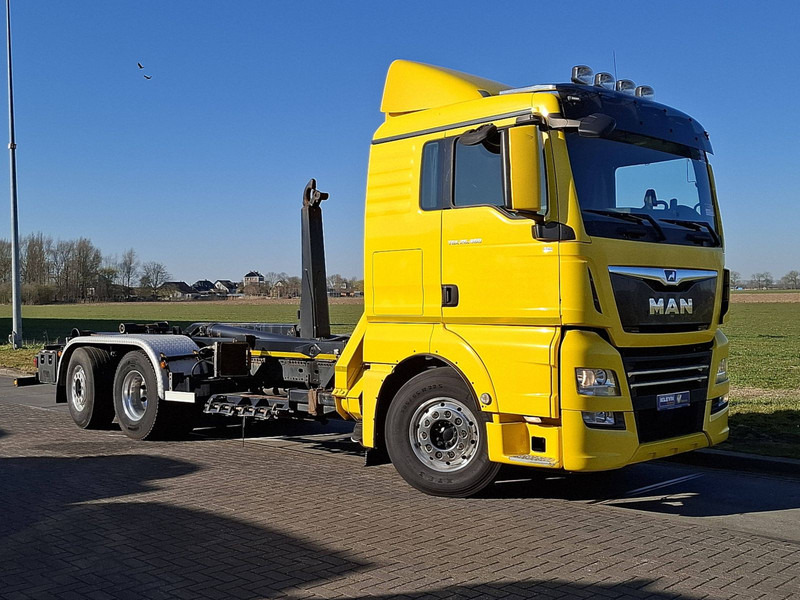 MAN 26.460 TGX 6x2-4 SIDE LOADER - Abrollkipper: das Bild 5 MAN 26.460 TGX 6x2-4 SIDE LOADER - Abrollkipper: das Bild 5
