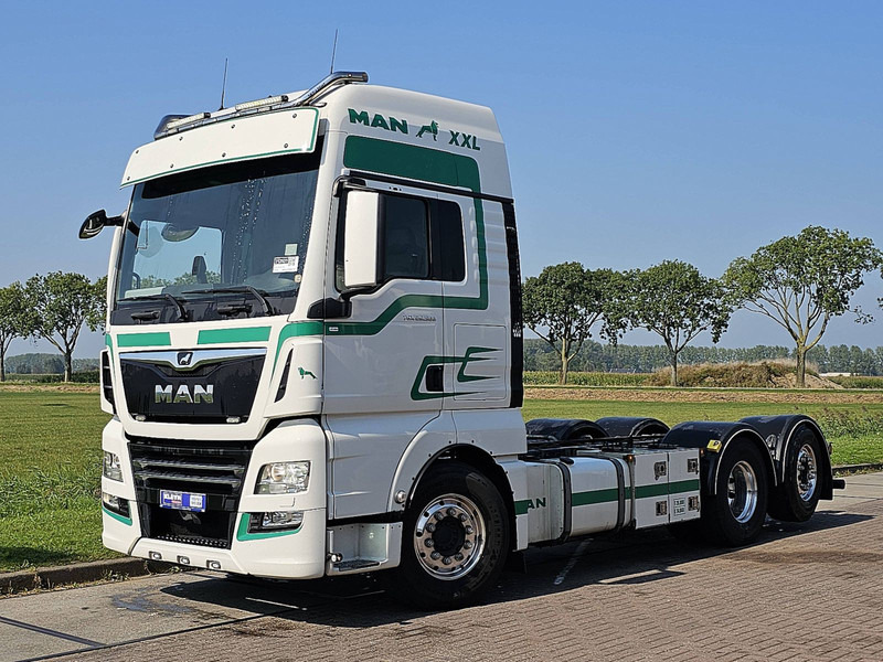 MAN 26.500 TGX XXL 6X2-4 LL WB420 - Fahrgestell LKW: das Bild 2 MAN 26.500 TGX XXL 6X2-4 LL WB420 - Fahrgestell LKW: das Bild 2