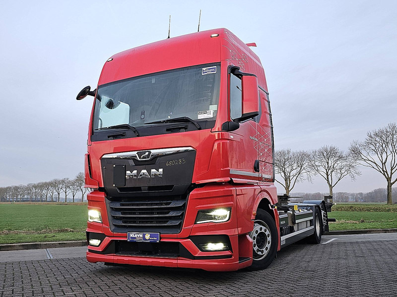 MAN 26.510 TGX - Containerwagen/ Wechselfahrgestell LKW: das Bild 1 MAN 26.510 TGX - Containerwagen/ Wechselfahrgestell LKW: das Bild 1