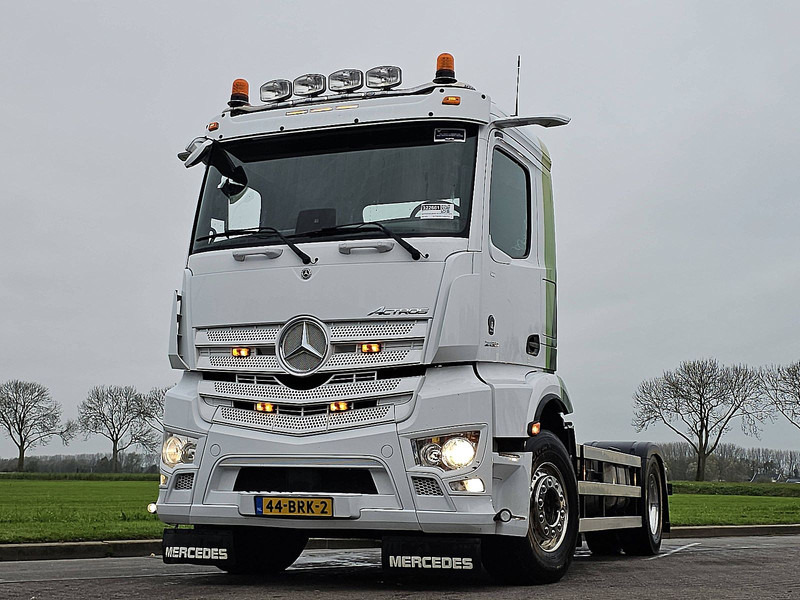 Mercedes-Benz ACTROS 2133 MP5 - Fahrgestell LKW: das Bild 1 Mercedes-Benz ACTROS 2133 MP5 - Fahrgestell LKW: das Bild 1