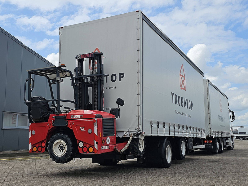Onbekend FELLECHNER COMBI FORKLIFT CONNECTION - Planenanhänger: das Bild 1 Onbekend FELLECHNER COMBI FORKLIFT CONNECTION - Planenanhänger: das Bild 1