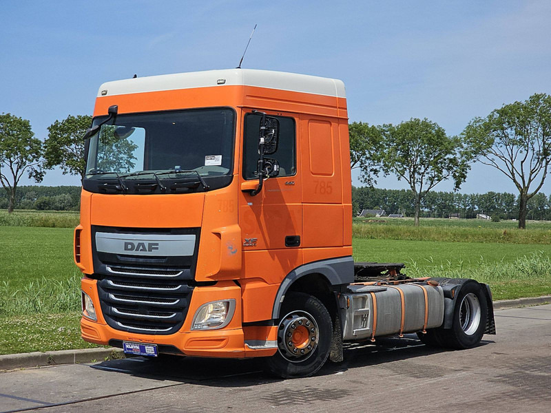 DAF XF 440 SPACECAB MANUAL - Sattelzugmaschine: das Bild 2 DAF XF 440 SPACECAB MANUAL - Sattelzugmaschine: das Bild 2