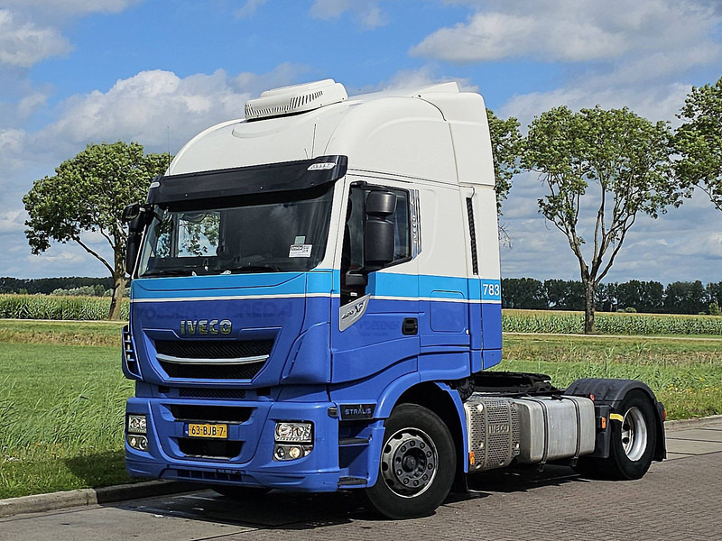 Iveco AS440S42 STRALIS - Sattelzugmaschine: das Bild 2 Iveco AS440S42 STRALIS - Sattelzugmaschine: das Bild 2