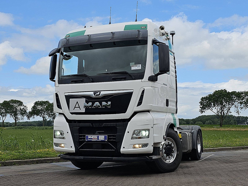 MAN 18.500 TGX XLX 4X4H PTO+HYDR. - Sattelzugmaschine: das Bild 1 MAN 18.500 TGX XLX 4X4H PTO+HYDR. - Sattelzugmaschine: das Bild 1