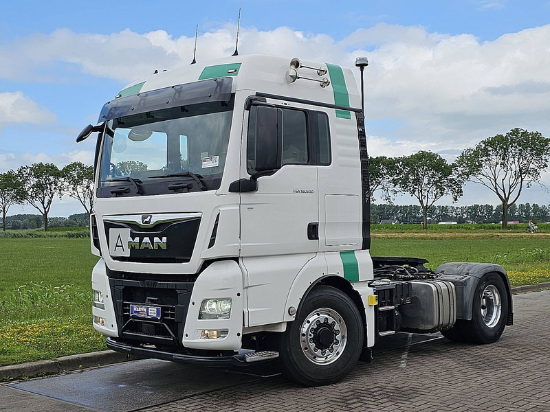 MAN 18.500 TGX XLX 4X4H PTO+HYDR. - Sattelzugmaschine: das Bild 2 MAN 18.500 TGX XLX 4X4H PTO+HYDR. - Sattelzugmaschine: das Bild 2