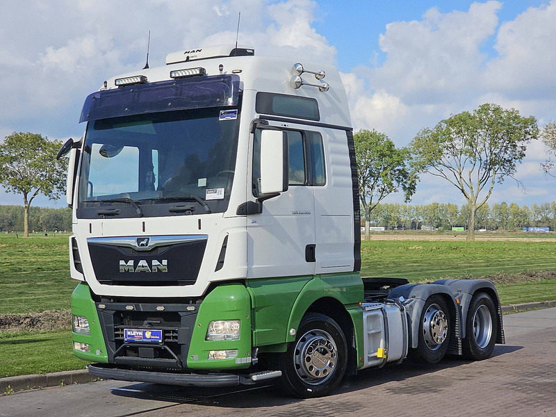 MAN 26.500 TGX XXL 6X2/4 INTARDER - Sattelzugmaschine: das Bild 2 MAN 26.500 TGX XXL 6X2/4 INTARDER - Sattelzugmaschine: das Bild 2