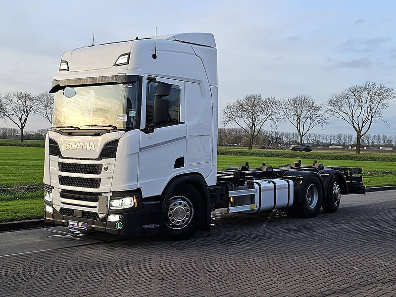 Scania R450 6X2*4 RETARDER - Containerwagen/ Wechselfahrgestell LKW: das Bild 2 Scania R450 6X2*4 RETARDER - Containerwagen/ Wechselfahrgestell LKW: das Bild 2